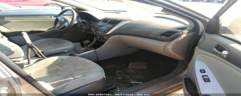 KMHCT4AEXFU820377 2015 HYUNDAI ACCENT photo no. 5
