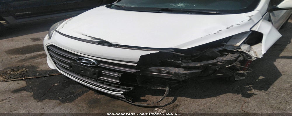 KMHD35LH3HU370852 2017 HYUNDAI ELANTRA GT photo no. 6