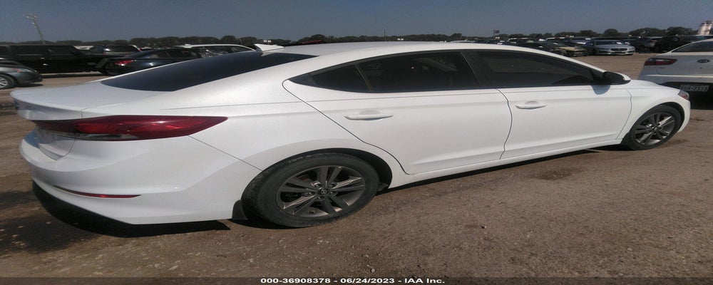 5NPD84LF0JH217991 2018 HYUNDAI ELANTRA photo no. 4