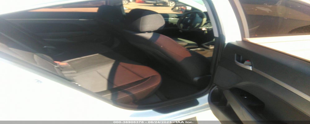 5NPD84LF0JH217991 2018 HYUNDAI ELANTRA photo no. 8