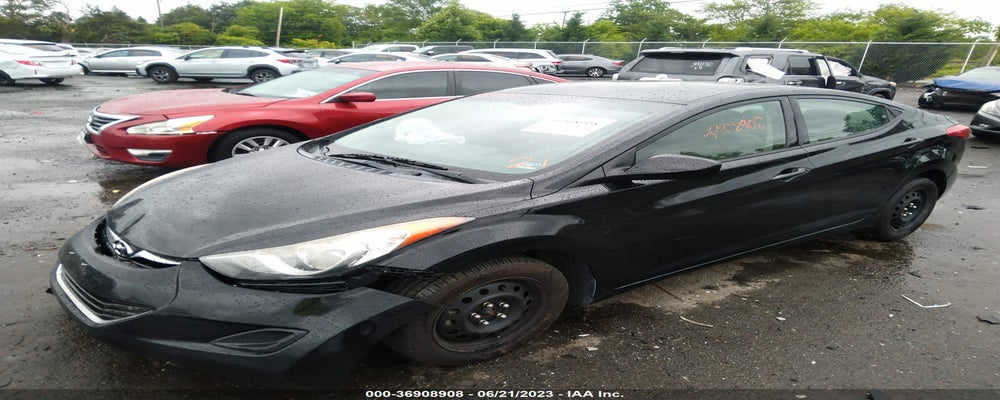 5NPDH4AEXDH218208 2013 HYUNDAI ELANTRA photo no. 2
