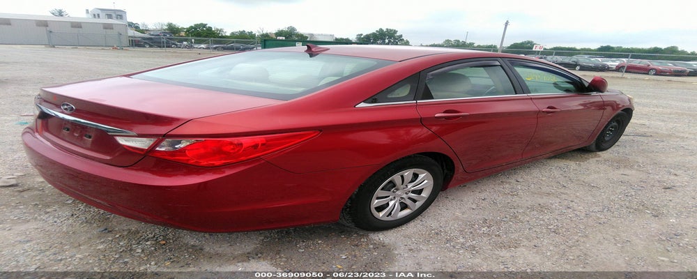 5NPEB4AC3BH277943 2011 HYUNDAI SONATA photo no. 4