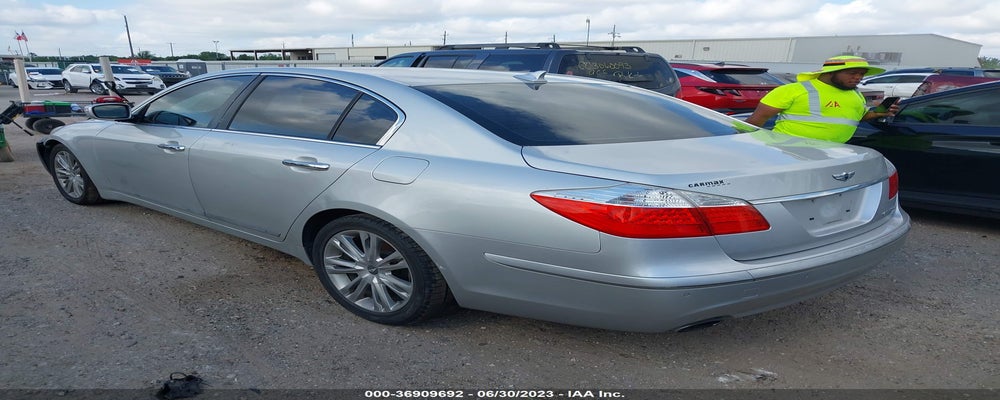 KMHGC4DF3BU125092 2011 HYUNDAI GENESIS photo no. 3