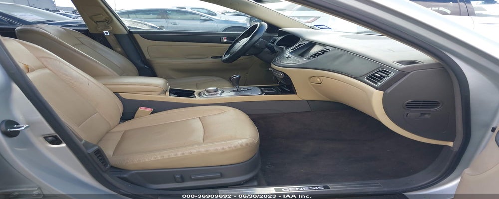 KMHGC4DF3BU125092 2011 HYUNDAI GENESIS photo no. 5