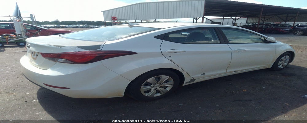 5NPDH4AE4GH684253 2016 HYUNDAI ELANTRA photo no. 4