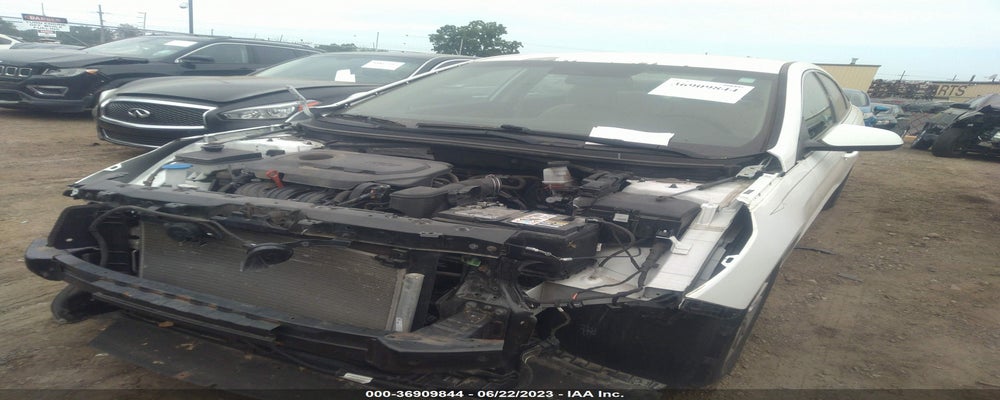 5NPE24AF7HH450964 2017 HYUNDAI SONATA photo no. 2