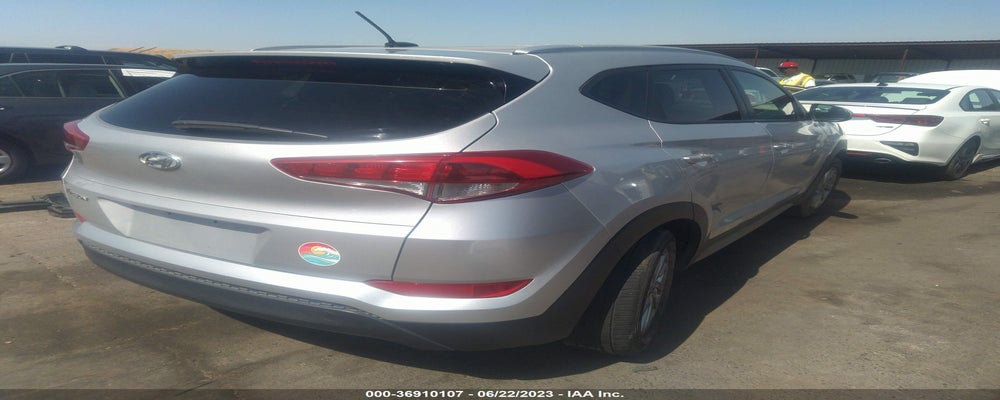 KM8J33A42HU449310 2017 HYUNDAI TUCSON photo no. 4