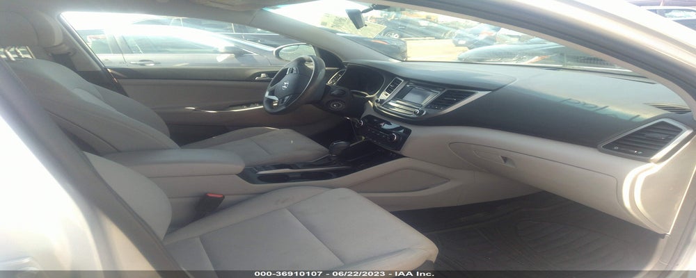 KM8J33A42HU449310 2017 HYUNDAI TUCSON photo no. 5