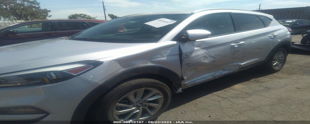 KM8J33A42HU449310 2017 HYUNDAI TUCSON photo no. 6