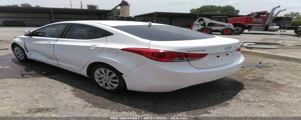 5NPDH4AE2BH023846 2011 HYUNDAI ELANTRA photo no. 3