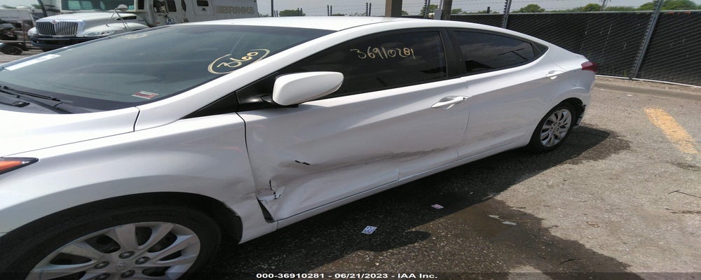 5NPDH4AE2BH023846 2011 HYUNDAI ELANTRA photo no. 6