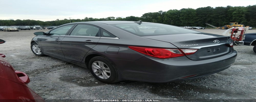 5NPEB4AC5BH272064 2011 HYUNDAI SONATA photo no. 3