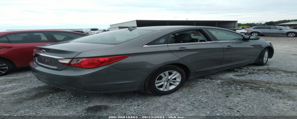 5NPEB4AC5BH272064 2011 HYUNDAI SONATA photo no. 4