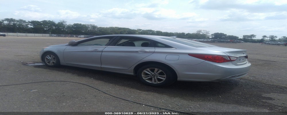 5NPEB4AC2DH624343 2013 HYUNDAI SONATA photo no. 3