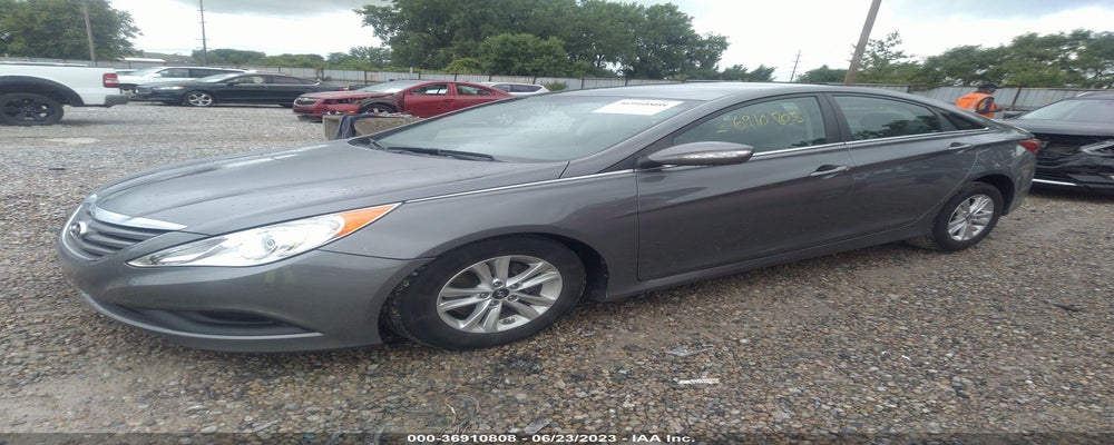 5NPEB4AC7EH943805 2014 HYUNDAI SONATA photo no. 2