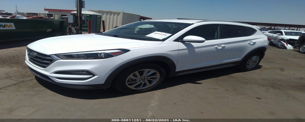 KM8J33A45JU626891 2018 HYUNDAI TUCSON photo no. 2