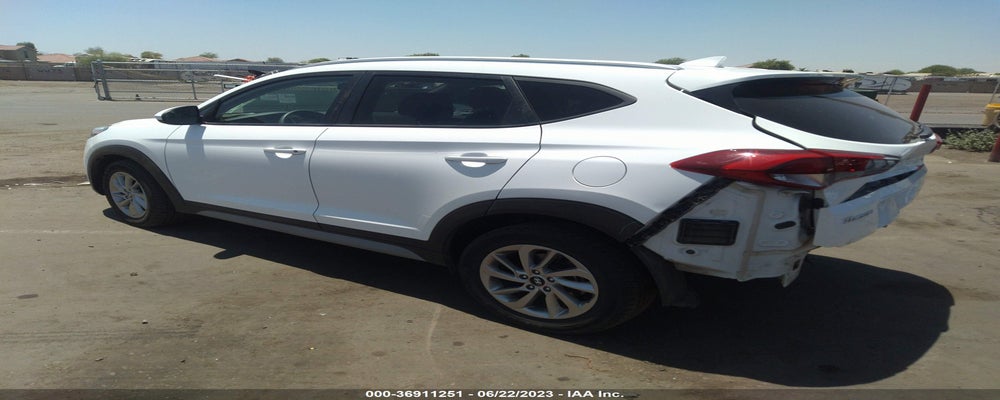 KM8J33A45JU626891 2018 HYUNDAI TUCSON photo no. 3