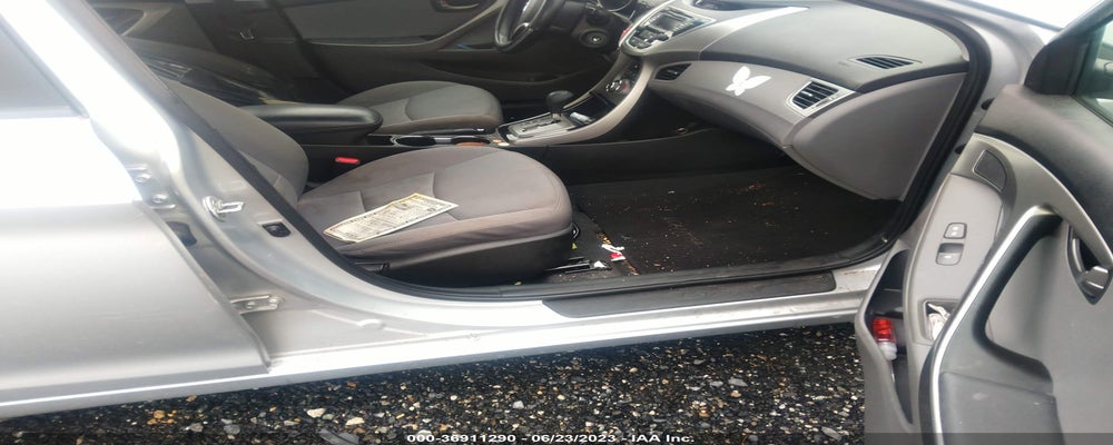 KMHCN4AC2AU463486 2010 HYUNDAI ACCENT photo no. 5