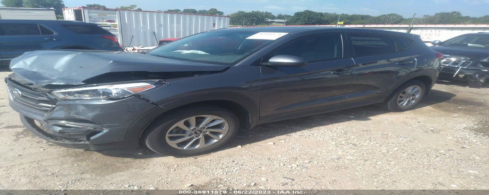KM8J23A49GU110013 2016 HYUNDAI TUCSON photo no. 2