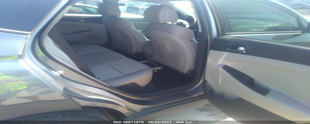 KM8J23A49GU110013 2016 HYUNDAI TUCSON photo no. 8