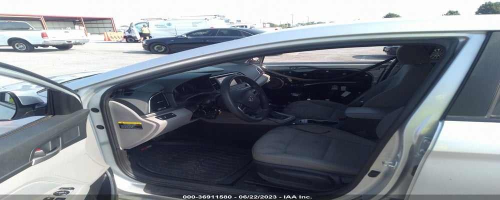 5NPD84LF4JH244160 2018 HYUNDAI ELANTRA photo no. 5