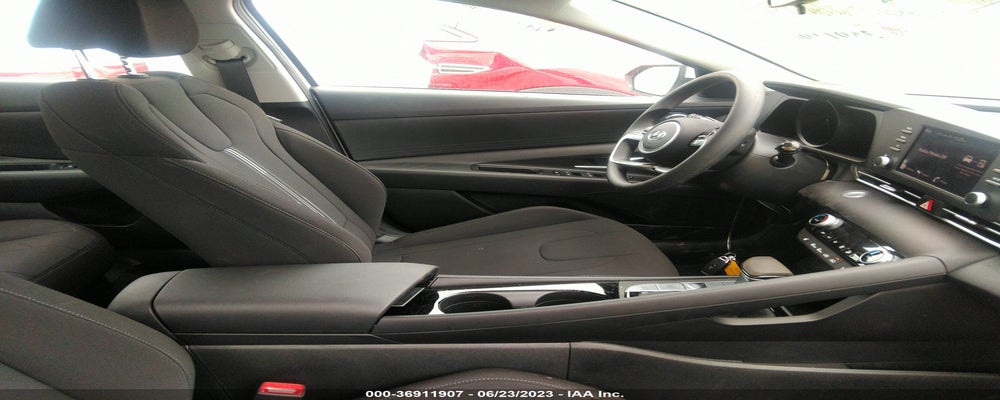KMHLM4AJXPU069244 2023 HYUNDAI ELANTRA HYBRID photo no. 5