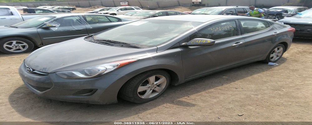 5NPDH4AE2DH347835 2013 HYUNDAI ELANTRA photo no. 2