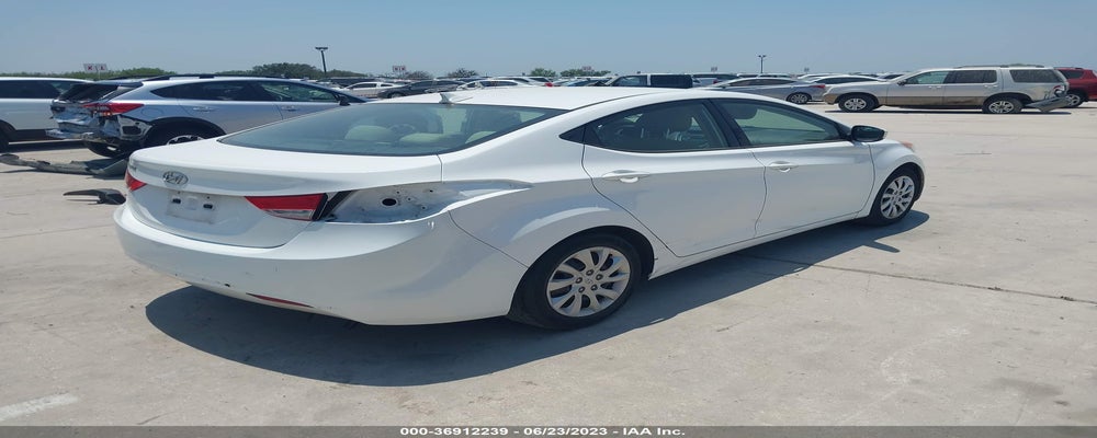5NPDH4AE5DH217225 2013 HYUNDAI ELANTRA photo no. 4
