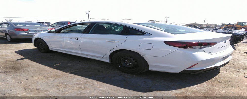 5NPE24AF0KH749686 2019 HYUNDAI SONATA photo no. 3