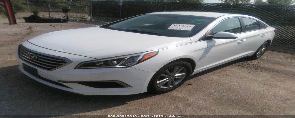 5NPE24AF0GH288030 2016 HYUNDAI SONATA photo no. 2