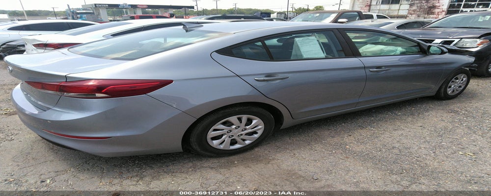 5NPD74LF7HH192925 2017 HYUNDAI ELANTRA photo no. 4