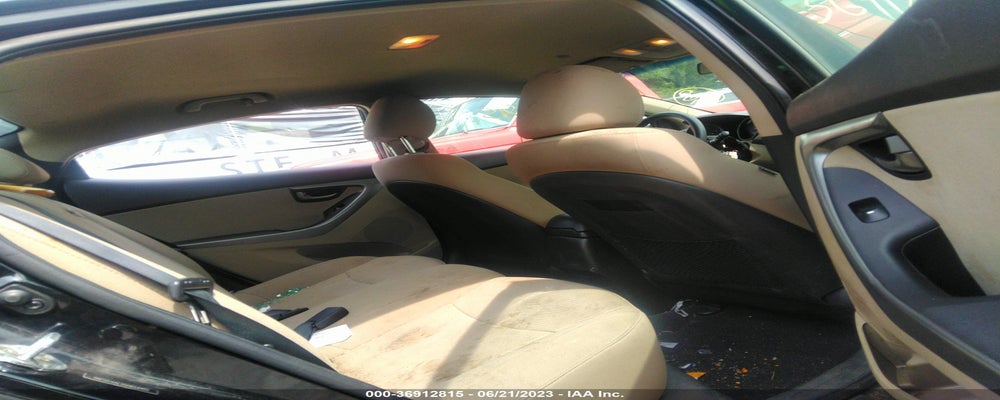 5NPDH4AE2GH653308 2016 HYUNDAI ELANTRA photo no. 8