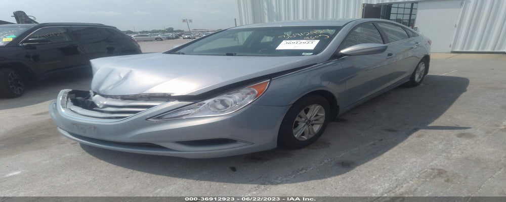 5NPEB4AC9CH347463 2012 HYUNDAI SONATA photo no. 2