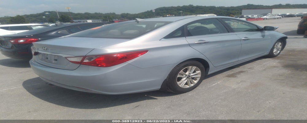 5NPEB4AC9CH347463 2012 HYUNDAI SONATA photo no. 4