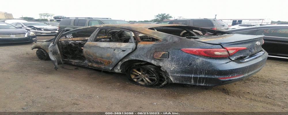 5NPE24AF1FH214694 2015 HYUNDAI SONATA photo no. 3