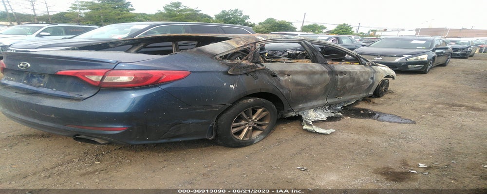 5NPE24AF1FH214694 2015 HYUNDAI SONATA photo no. 4