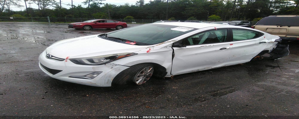 5NPDH4AE8FH609263 2015 HYUNDAI ELANTRA photo no. 2