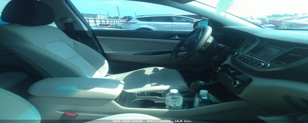 KM8J33A49GU041370 2016 HYUNDAI TUCSON photo no. 5