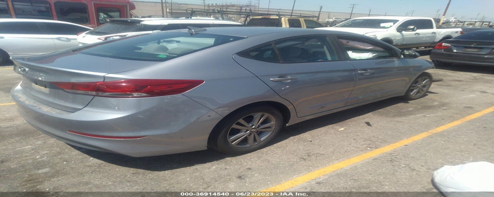 5NPD84LF9HH167652 2017 HYUNDAI ELANTRA photo no. 4