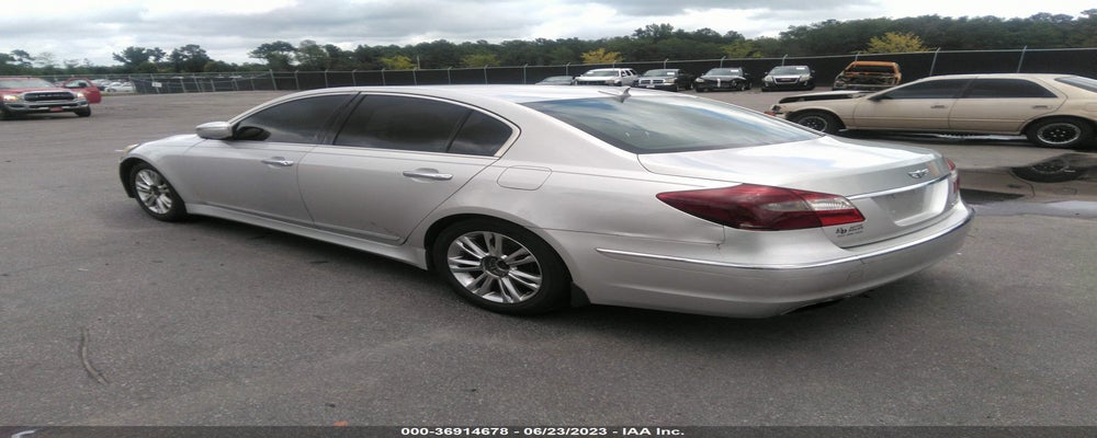 KMHGC4DD8DU246752 2013 HYUNDAI GENESIS photo no. 3