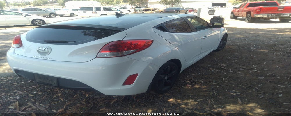 KMHTC6AD1CU078367 2012 HYUNDAI VELOSTER photo no. 4