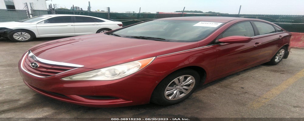 5NPEB4AC9BH224888 2011 HYUNDAI SONATA photo no. 2