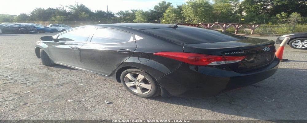 KMHDH4AE3DU931260 2013 HYUNDAI ELANTRA photo no. 3