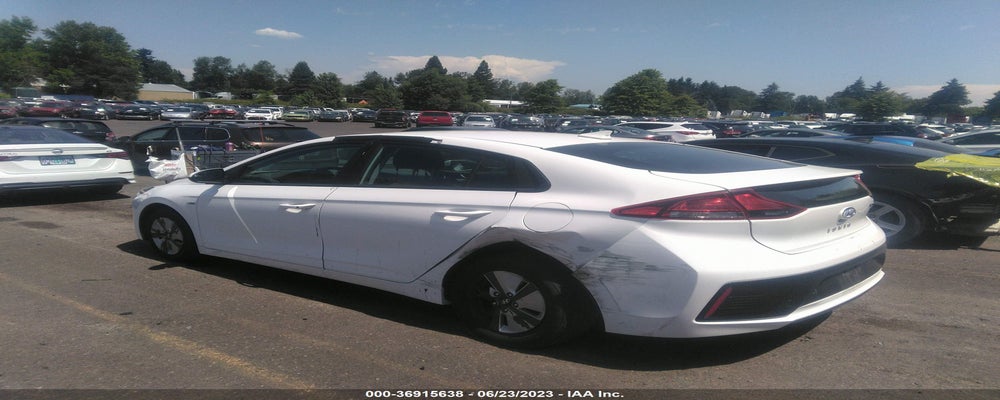 KMHC65LC1HU031501 2017 HYUNDAI IONIQ HYBRID photo no. 3