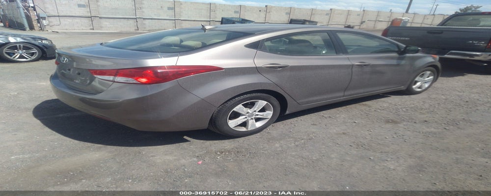 5NPDH4AE4BH007132 2011 HYUNDAI ELANTRA photo no. 4