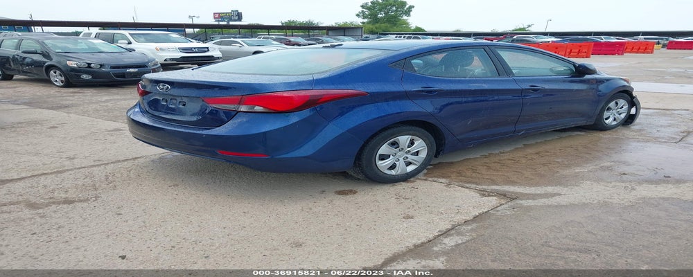 5NPDH4AE7GH688152 2016 HYUNDAI ELANTRA photo no. 4