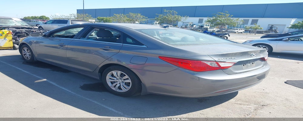 5NPEB4AC9DH556090 2013 HYUNDAI SONATA photo no. 3