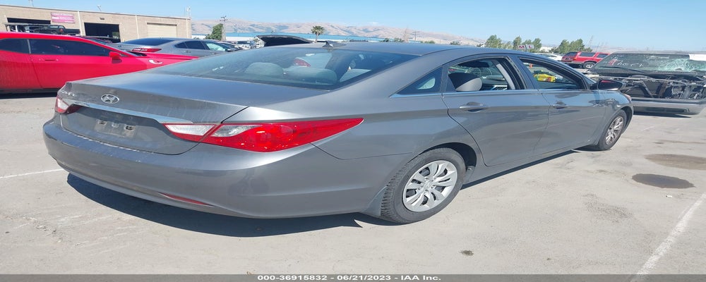 5NPEB4AC9DH556090 2013 HYUNDAI SONATA photo no. 4