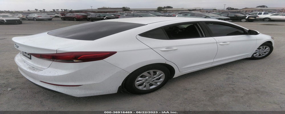 5NPD74LF3JH299427 2018 HYUNDAI ELANTRA photo no. 4