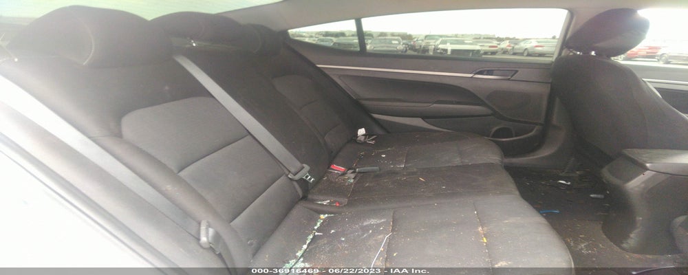 5NPD74LF3JH299427 2018 HYUNDAI ELANTRA photo no. 8